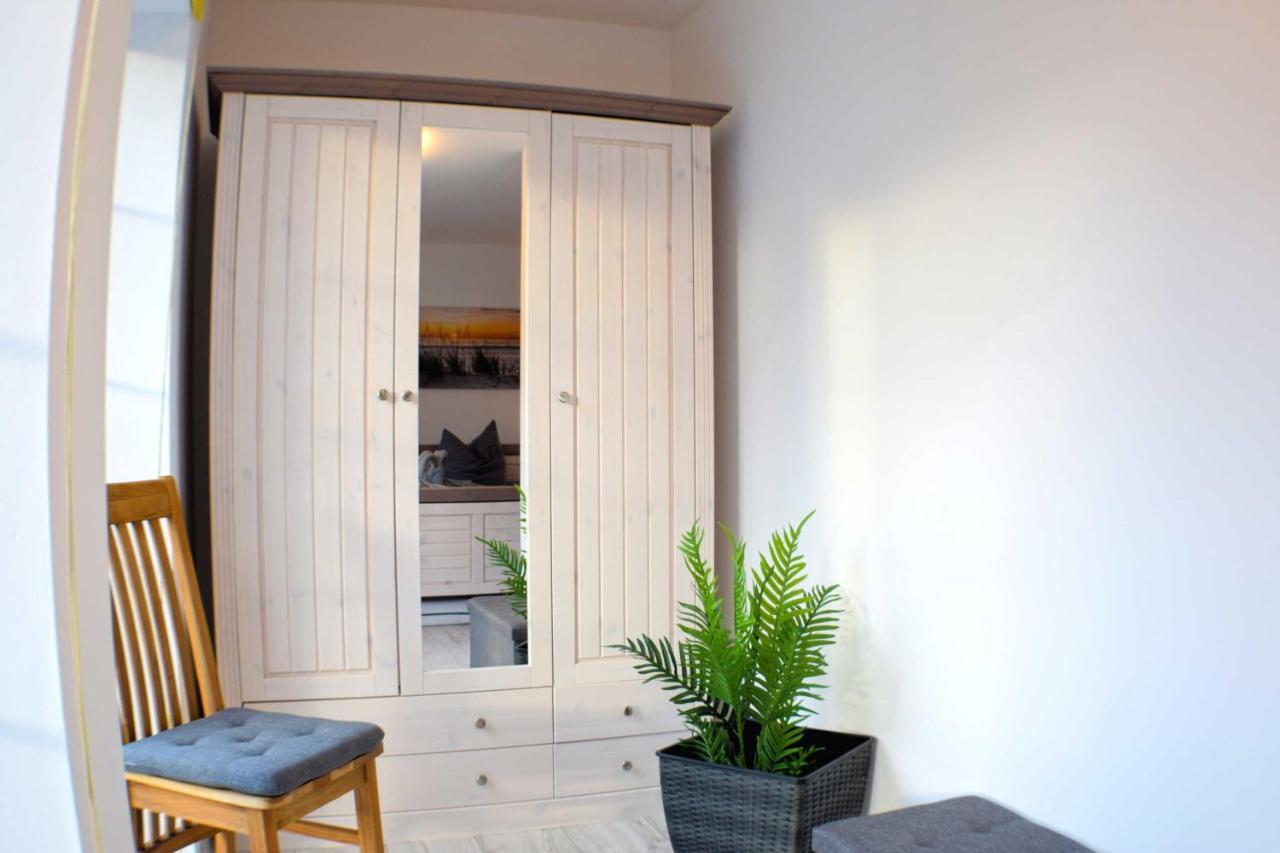 Ferienhaus Ruegenliebe 01 빈츠 외부 사진